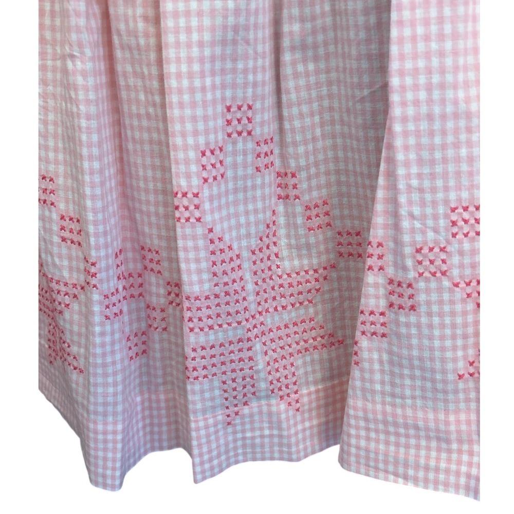 Vintage Unbranded Gingham Apron Cottagecore Prairie Folk Embroidery Pink White - Picture 2 of 3